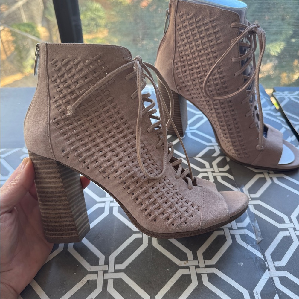 NWT Vince Camuto "Kevina" Lace-Up Open Toe Booties Suede, Size 9.5